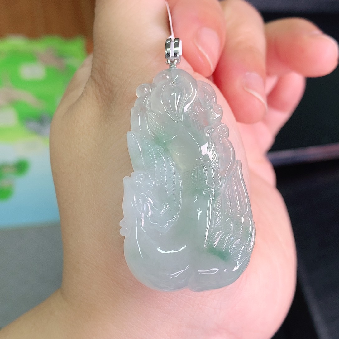 翡翠颈饰18K金镶嵌冰胶飘绿大凤凰47*27.5*6.3