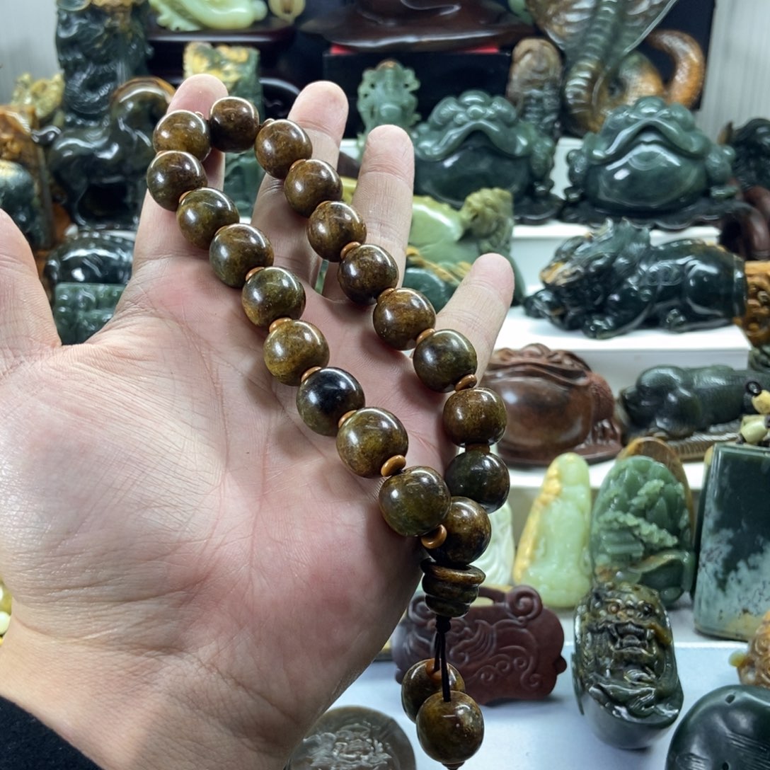 岫岩河磨玉（透闪石质玉）未镶嵌手串