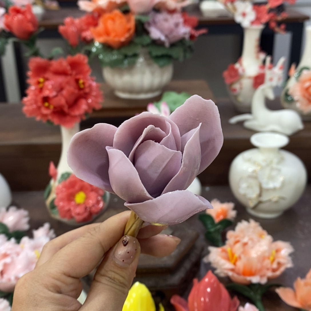 摆件陶瓷手工花摆件