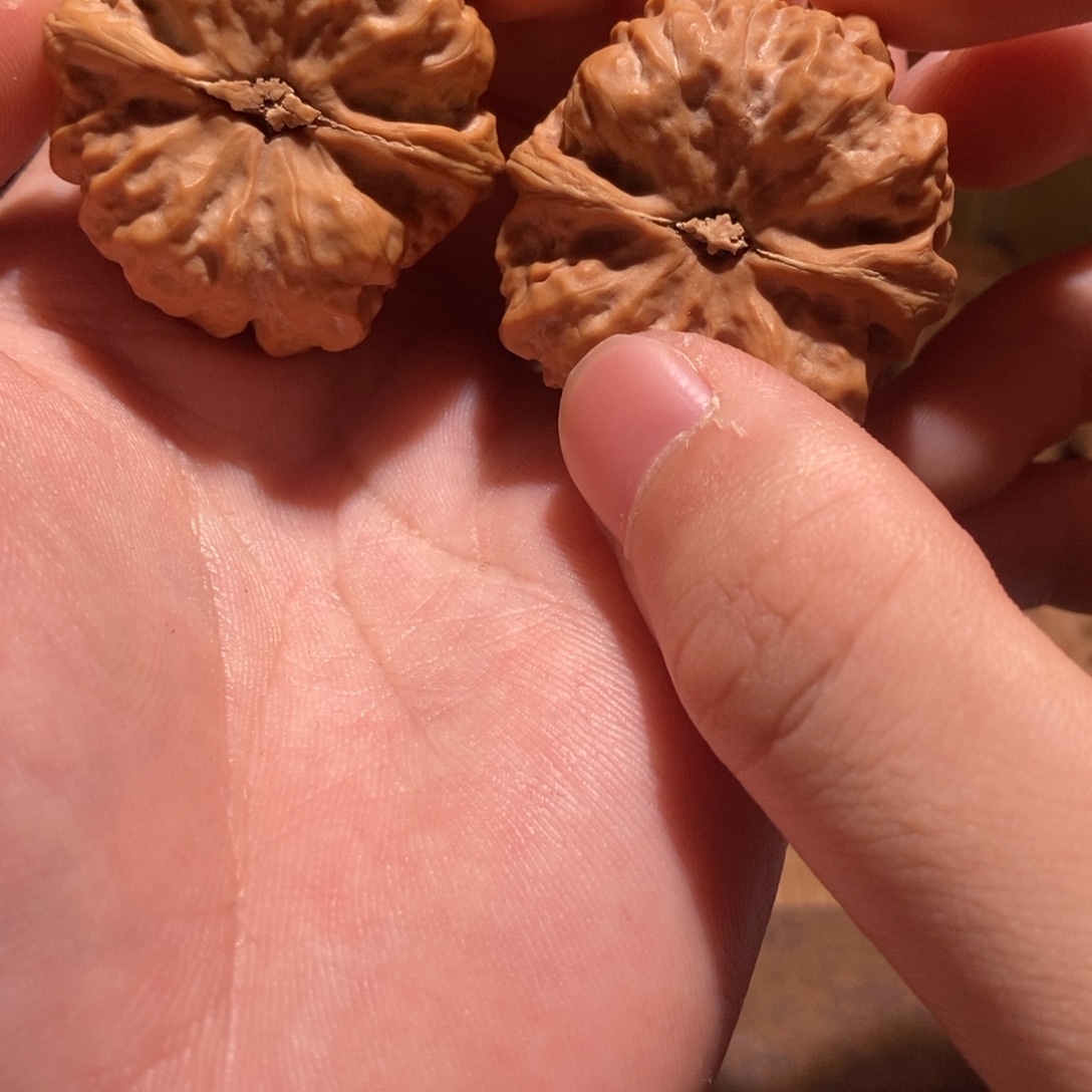 卯***刀吊坠文玩核桃蛤蟆头D42