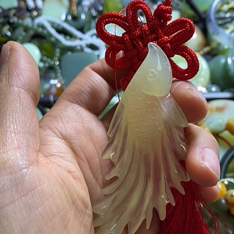 岫玉车挂未镶嵌一个
