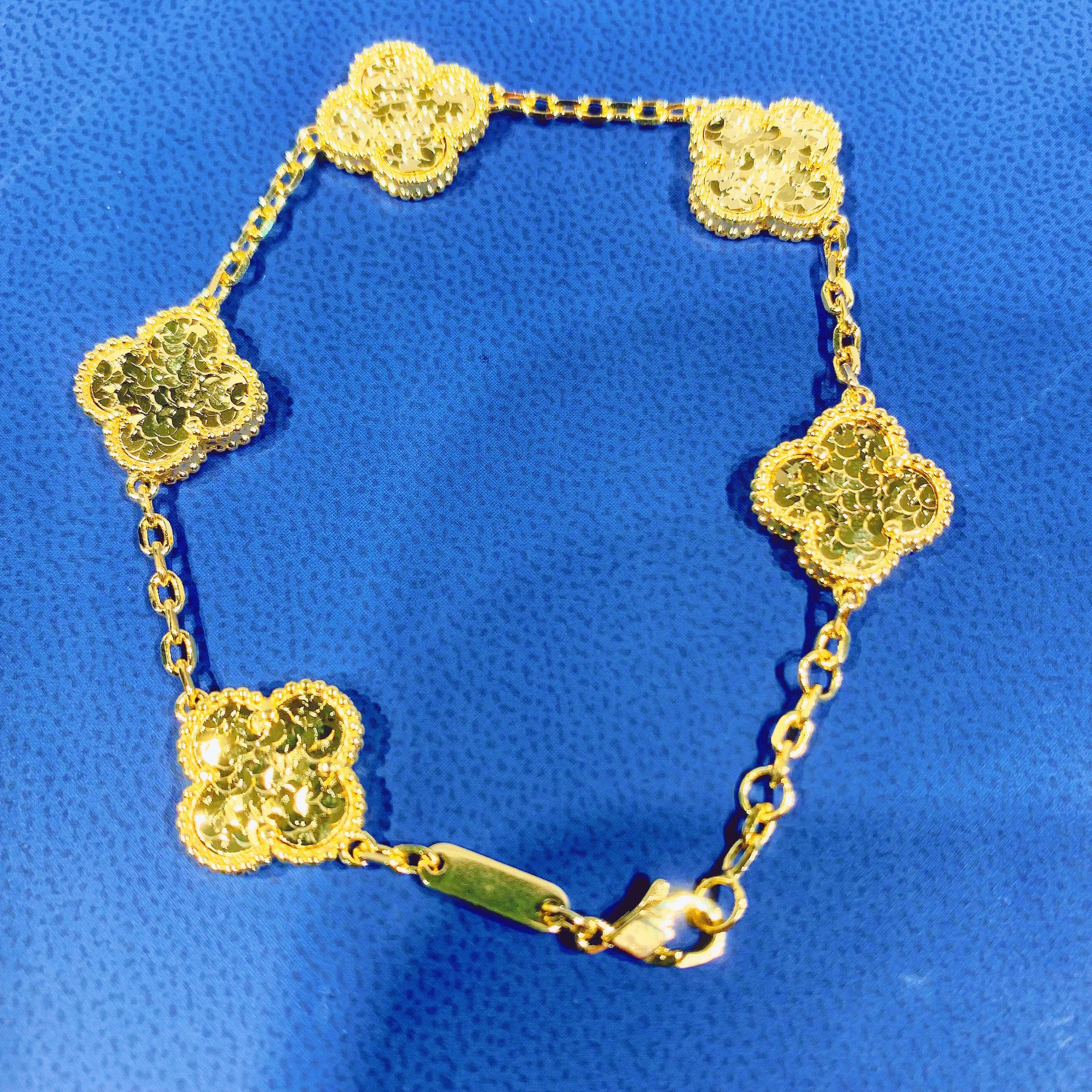 手链 A35S005手链鳞纹四叶草手链多样性发货