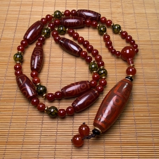 玛瑙/玉髓颈饰未镶嵌