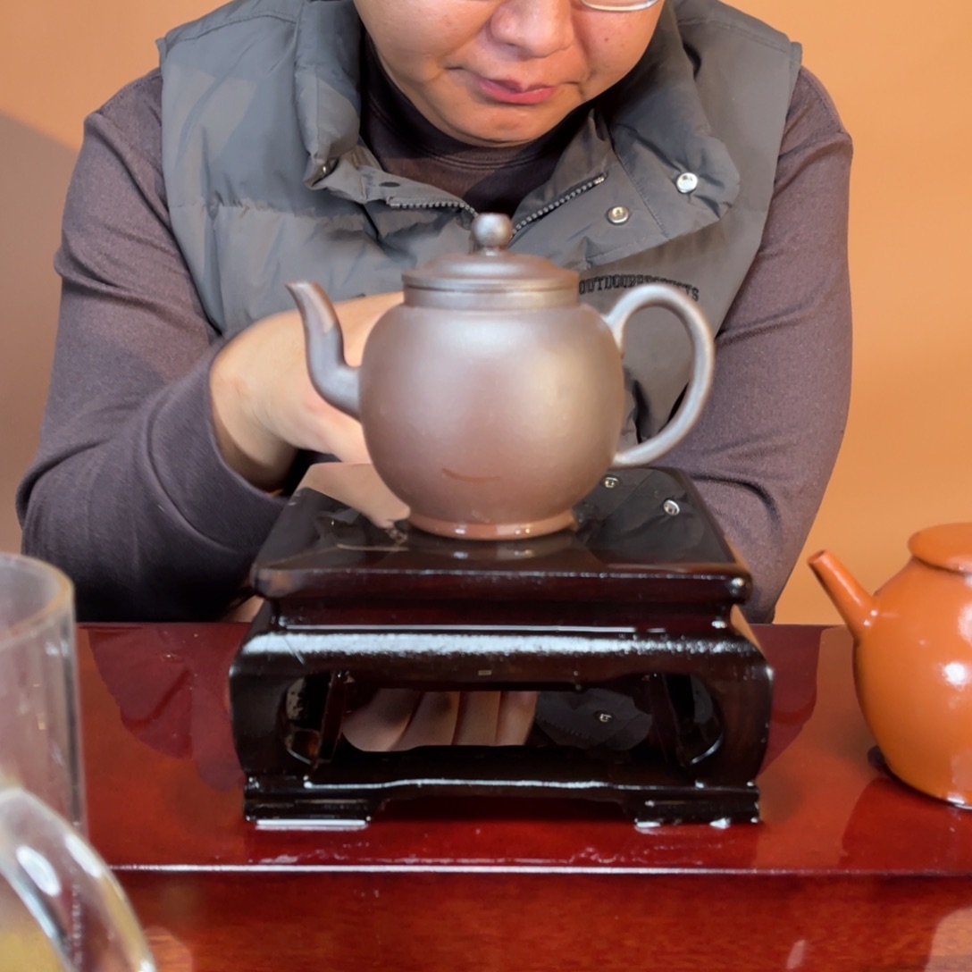 茶壶紫砂高端200cc紫泥光素宫灯