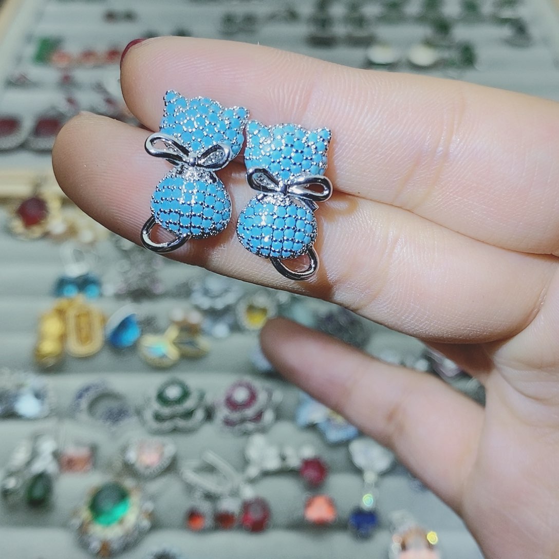 【闪购商品】托帕石耳饰银S925镶嵌