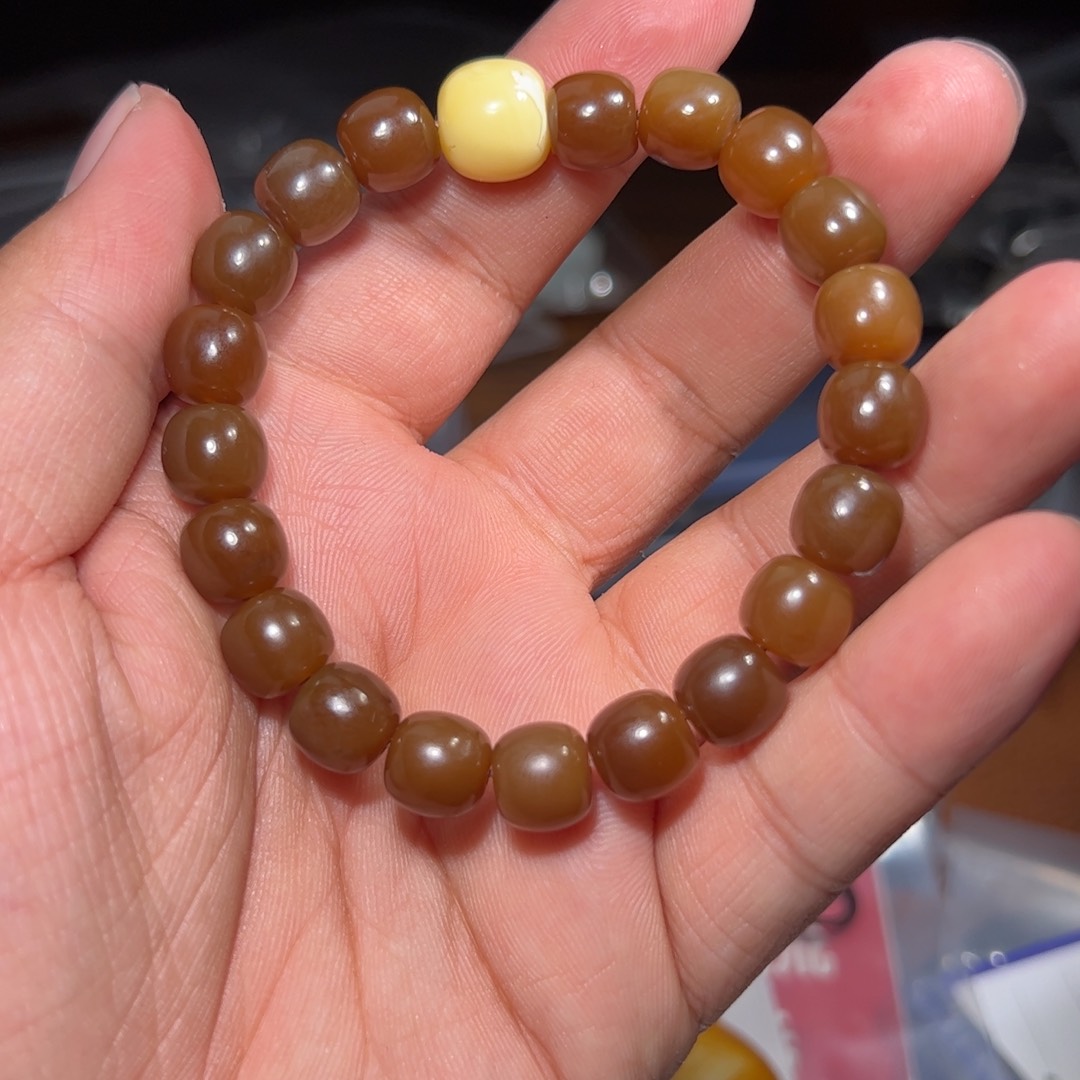 和田玉颈饰未镶嵌科***