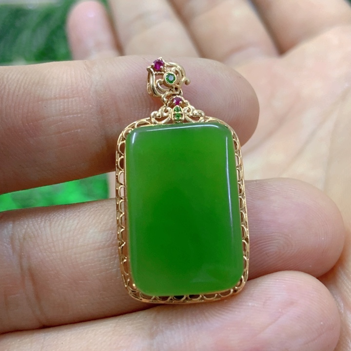 【闪购商品】和田玉（碧玉）颈饰18K金镶嵌11