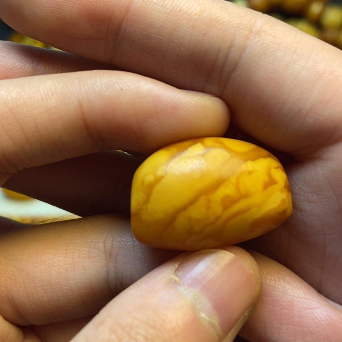 琥珀足铂镶嵌珠宝奇石