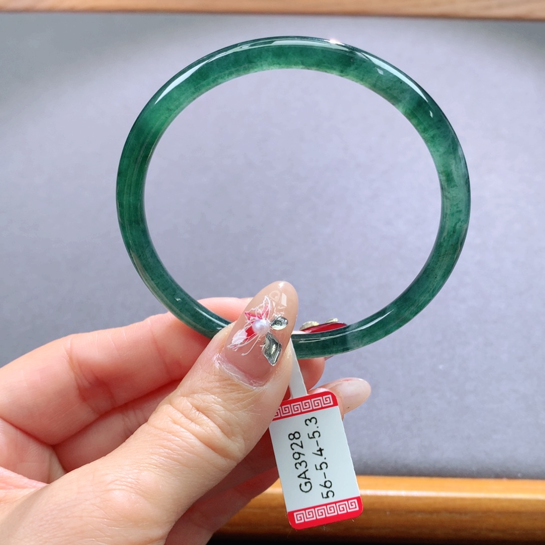 翡翠手镯未镶嵌天然翡翠手镯叮当镯