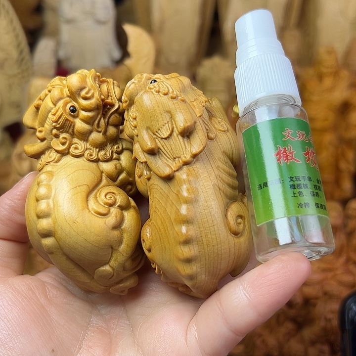 柏木（崖柏）崖柏雕刻公母貔貅