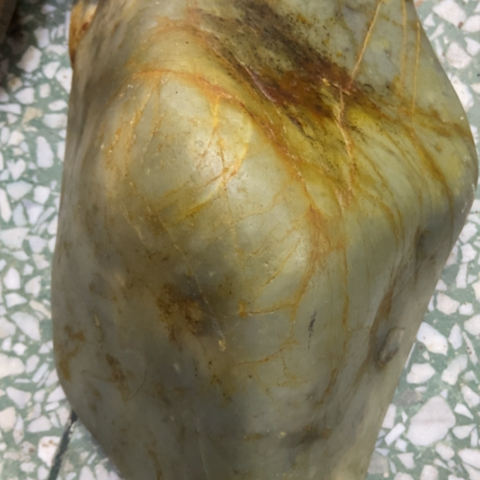 周***6未镶嵌和田玉（糖玉）车挂