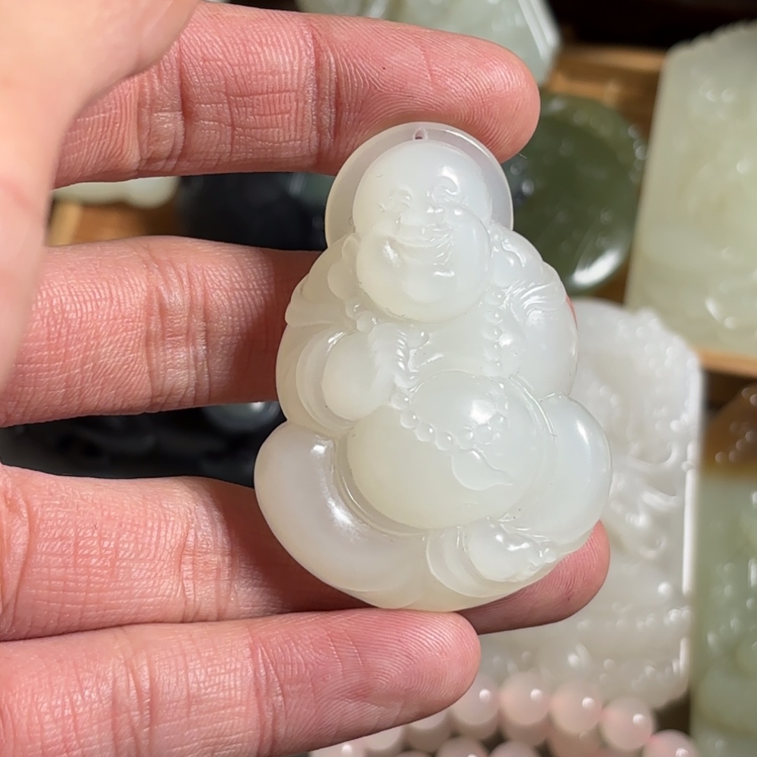 W***F和田玉未镶嵌挂件