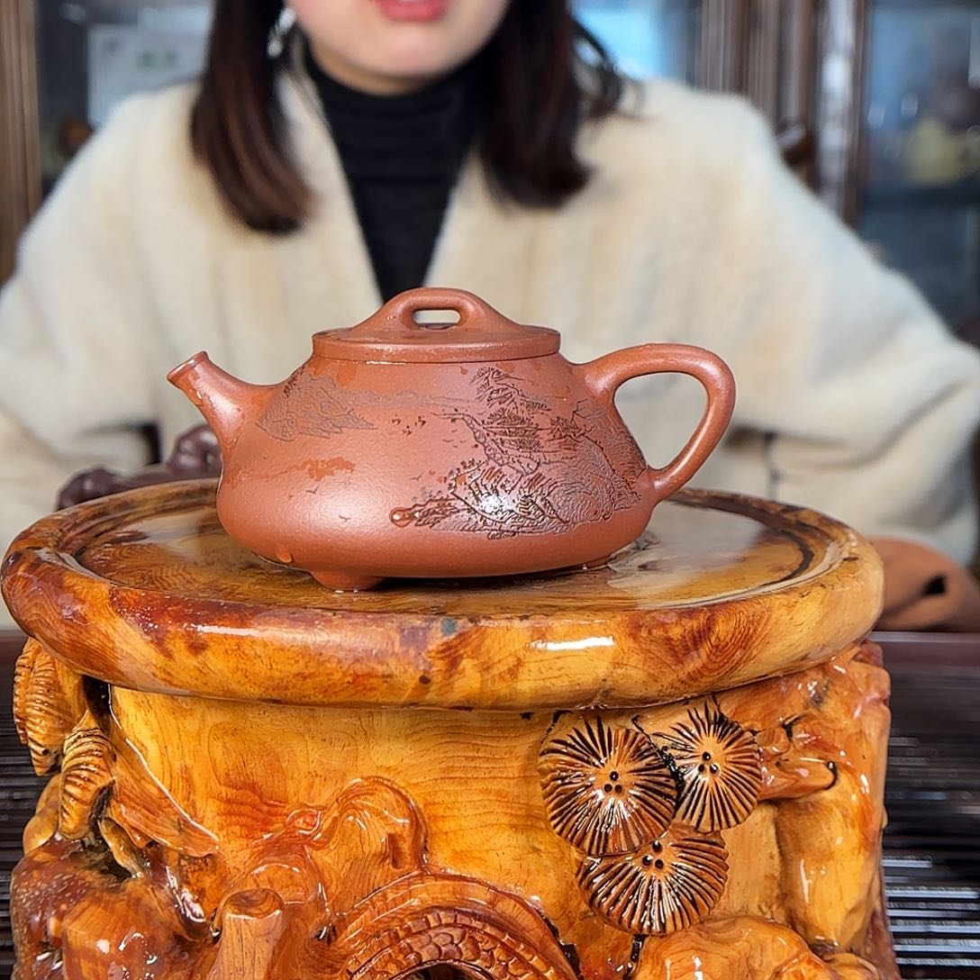 紫砂茶壶陈婷老师。