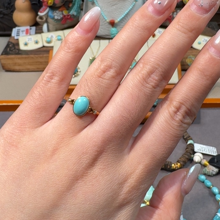 绿松石18K金镶嵌戒指