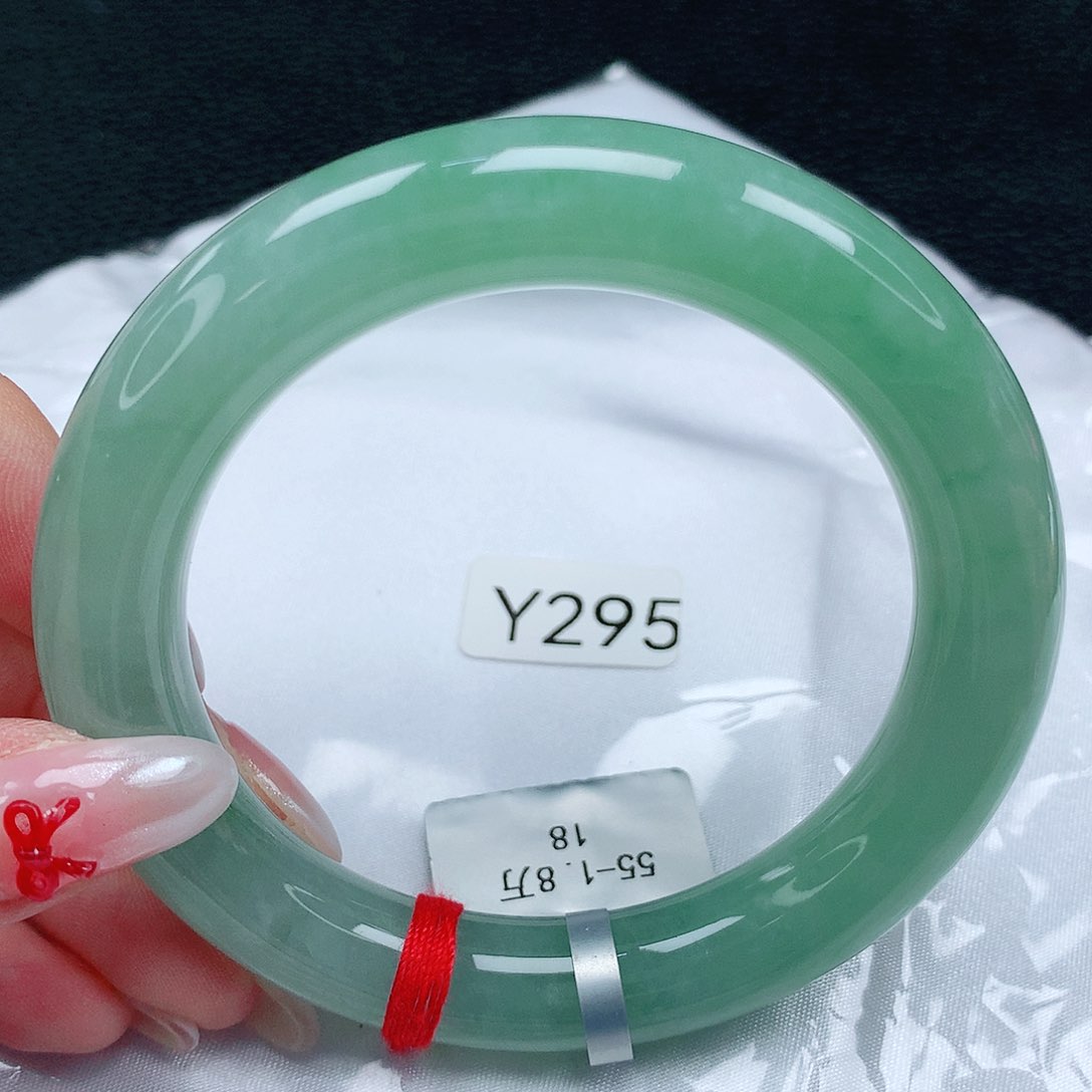 翡翠手镯未镶嵌天然缅甸a货翡翠