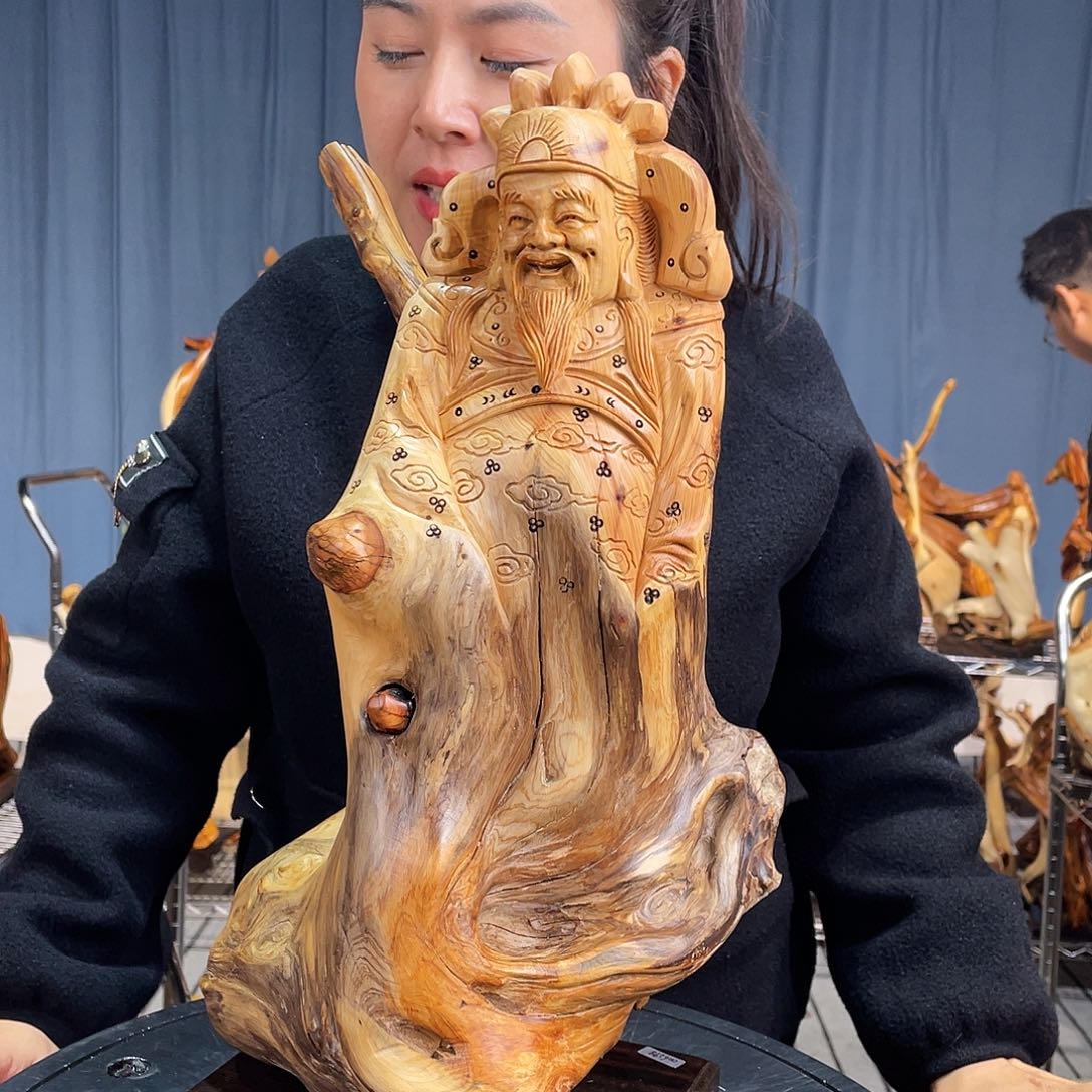 柏木（崖柏）随型艺术根雕