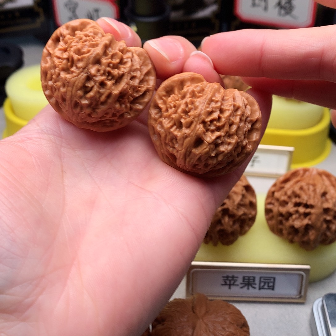 吊坠文玩核桃38➕尺桃心宫灯523号