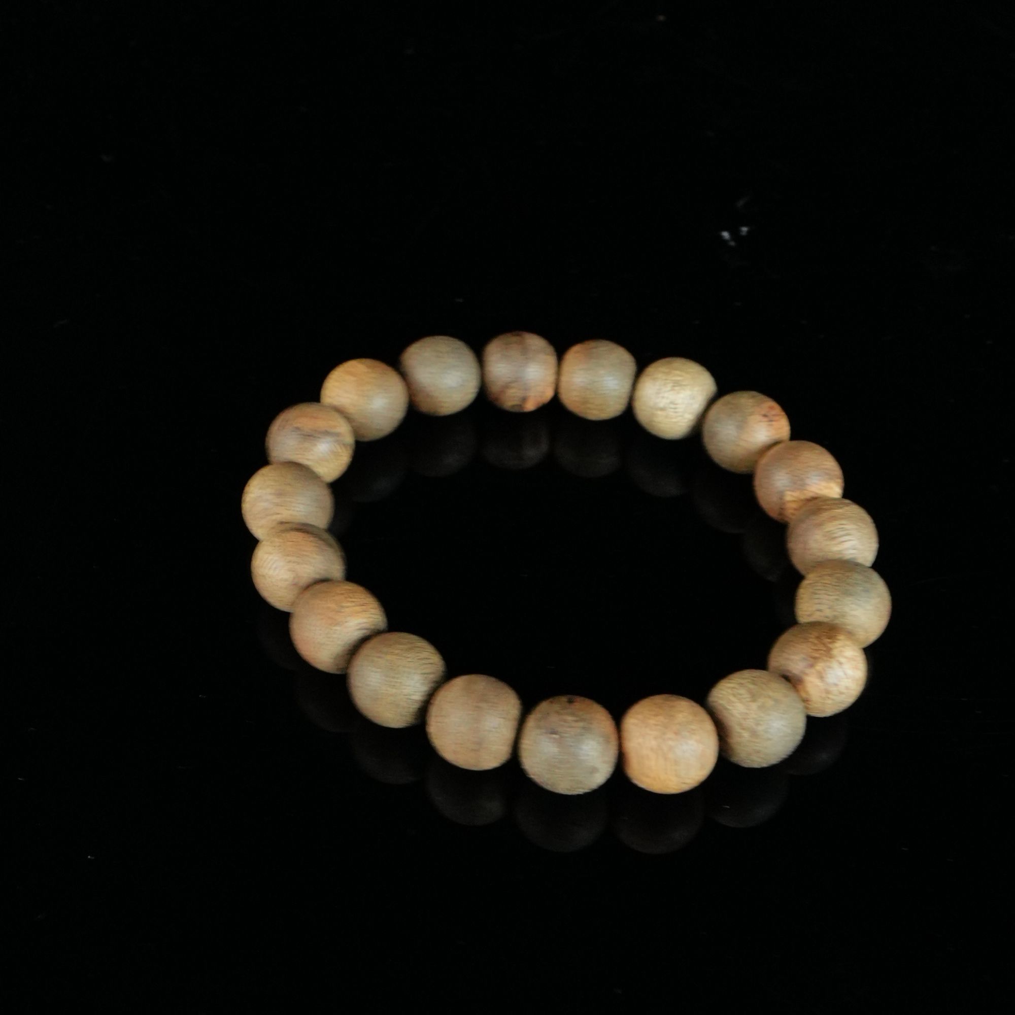 B5732 巴布亚绿底粗纹沉香手串 1.18cm 9g