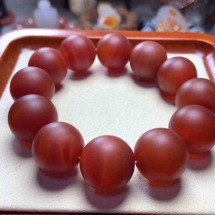 玛瑙/玉髓手串未镶嵌酒红磨砂