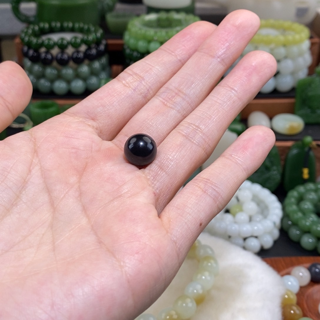 和田玉单珠未镶嵌黑***量卡12帝王紫