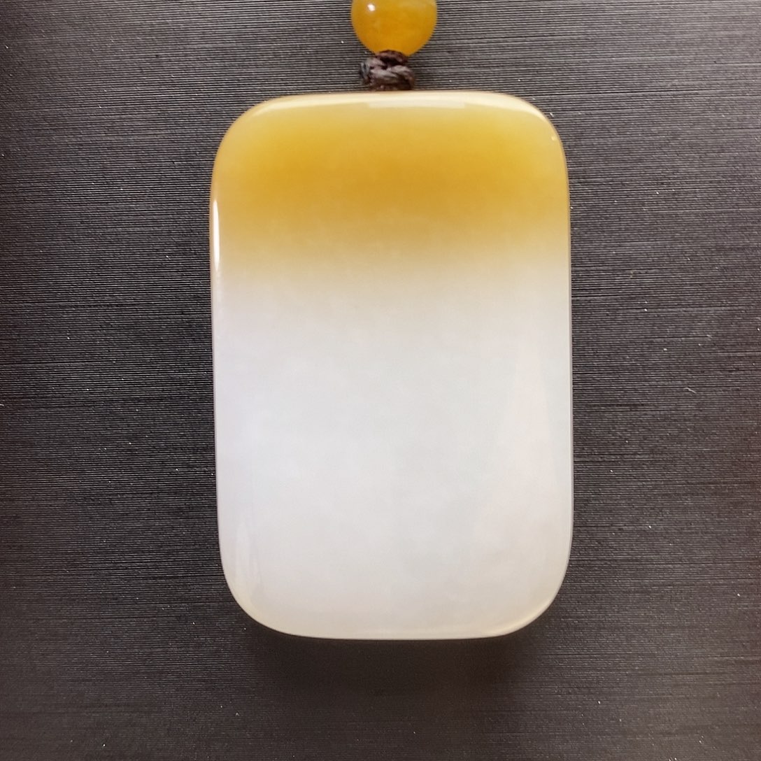 和田玉（糖玉）未镶嵌颈饰