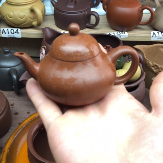 茶壶紫砂将坡泥梨形100豪升左右有瑕疵