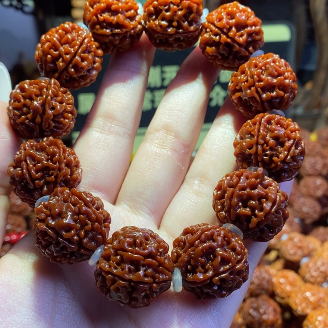 金刚菩提吊坠226原生态玉化