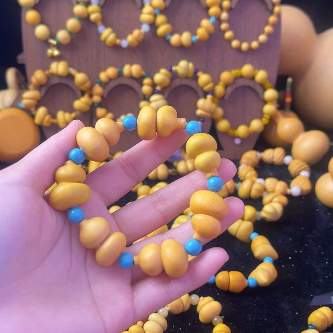 ?***语七颗小钱袋手串