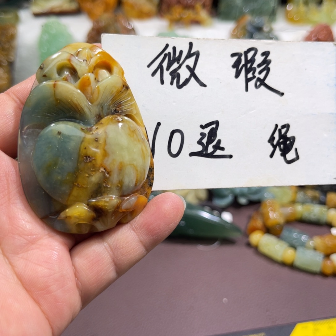 未镶嵌蛇纹石玉颈饰