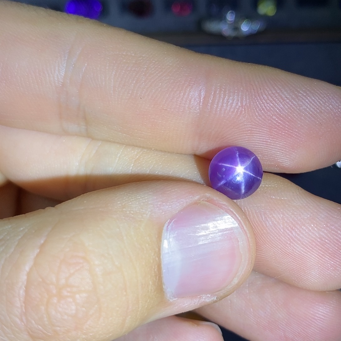 蓝宝石裸石未镶嵌无烧星光紫蓝宝4.37ct