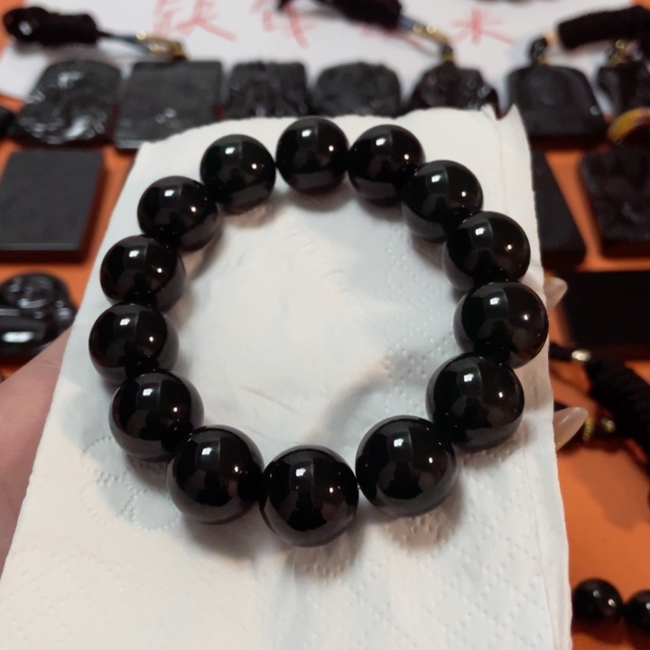 翡翠颈饰未镶嵌月*娅