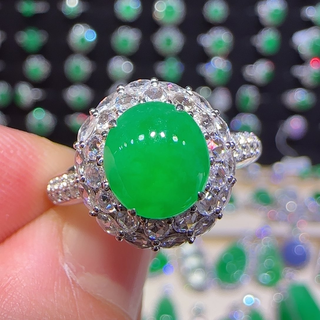 翡翠戒指18K金镶嵌戒指