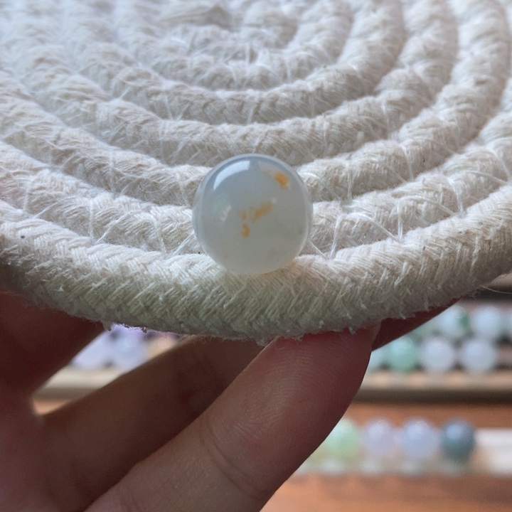 未镶嵌定制翡翠桂花糕圆珠卡12.6 微瑕 买断不退换