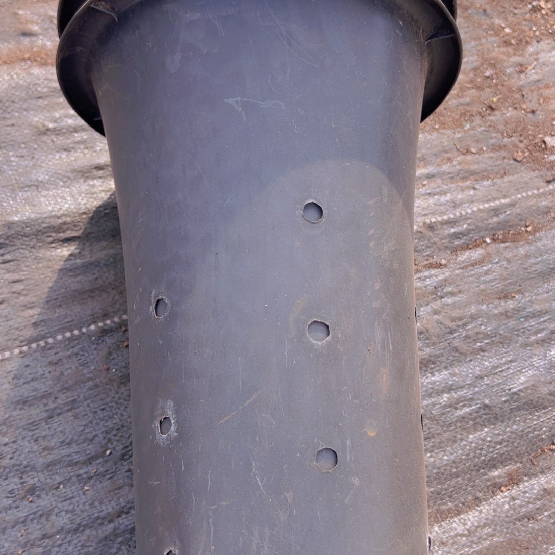 塑料精品兰花盆35-36高度 25口径。2个 