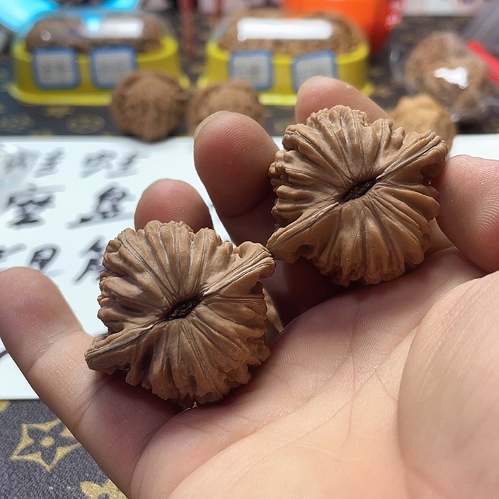 老***动吊坠文玩核桃篓子