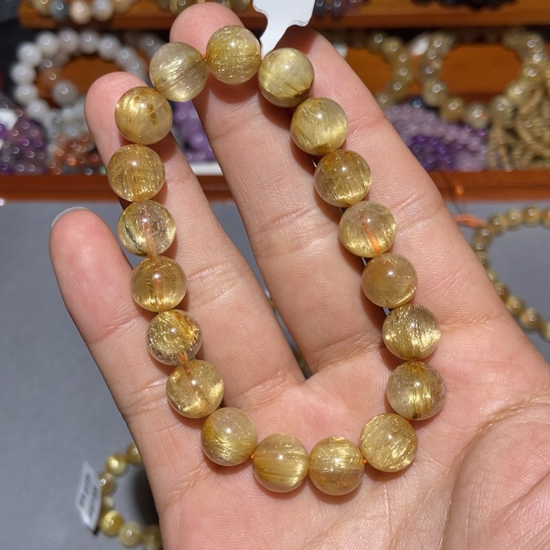 水晶手链未镶嵌今****?