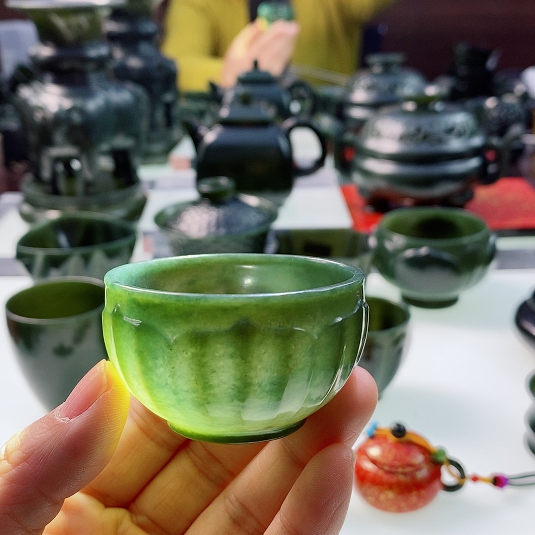 和田玉（青玉）摆件未镶嵌