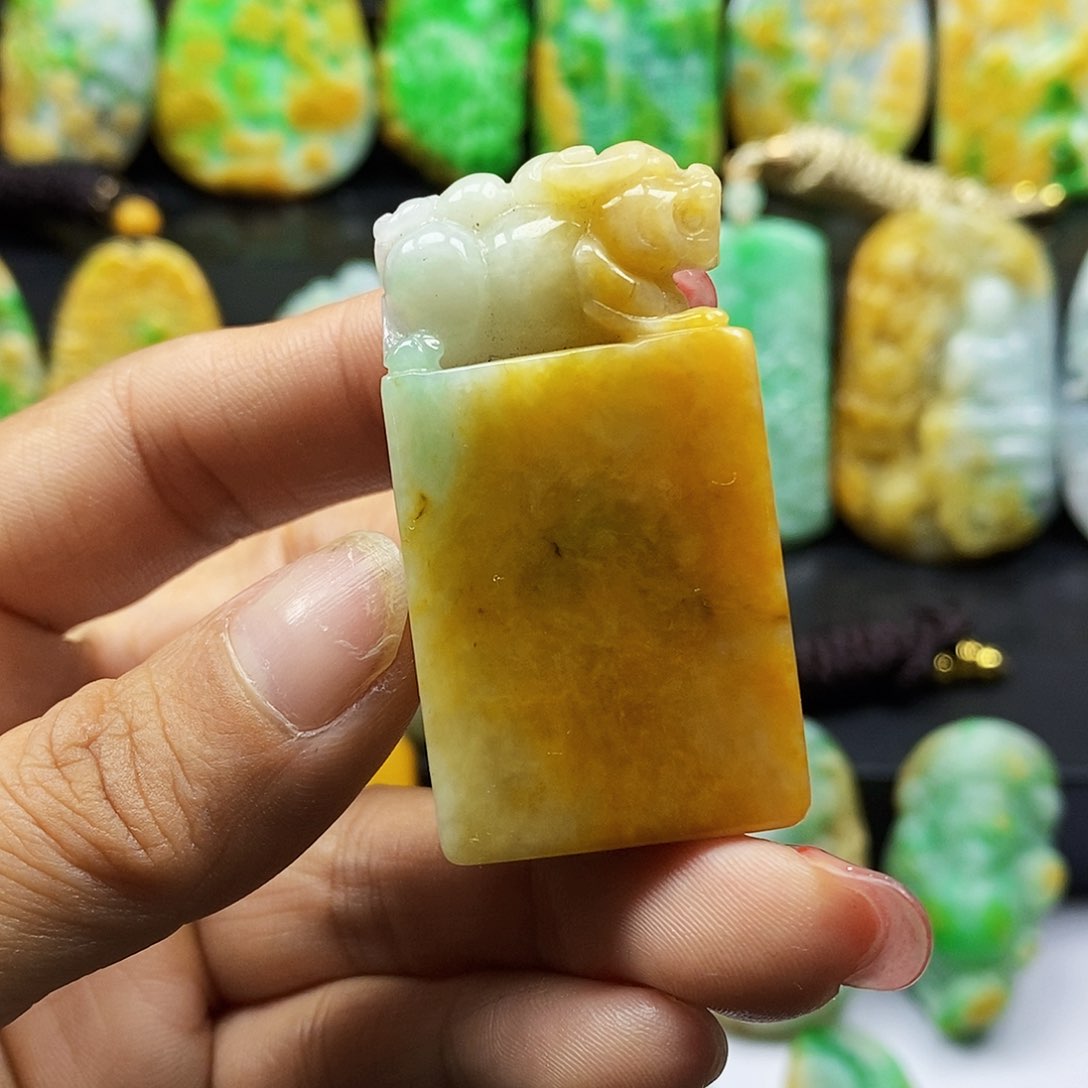 未镶嵌定制翡翠翡翠A货一物一证