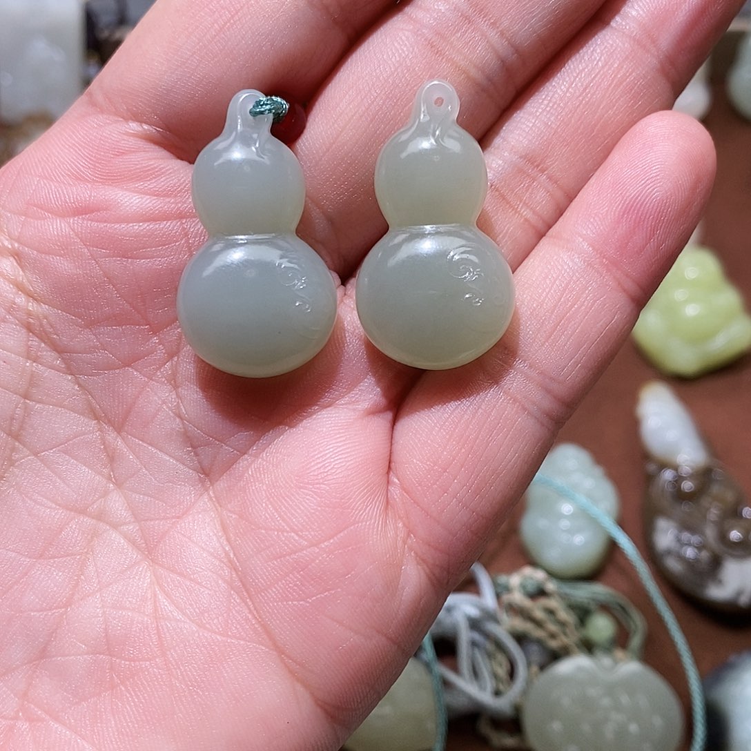 和田玉颈饰未镶嵌拍一发一，多样性发货