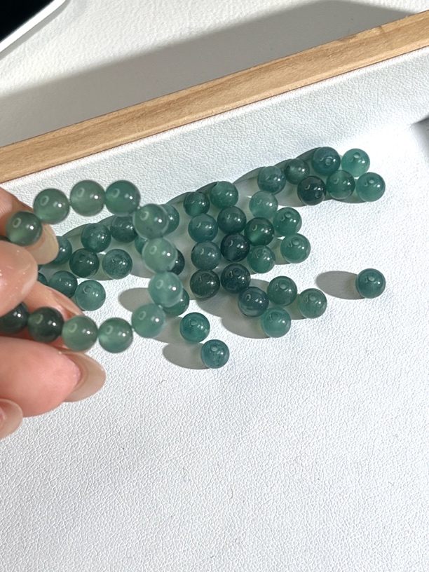天然A货翡翠珠子多样性发一颗