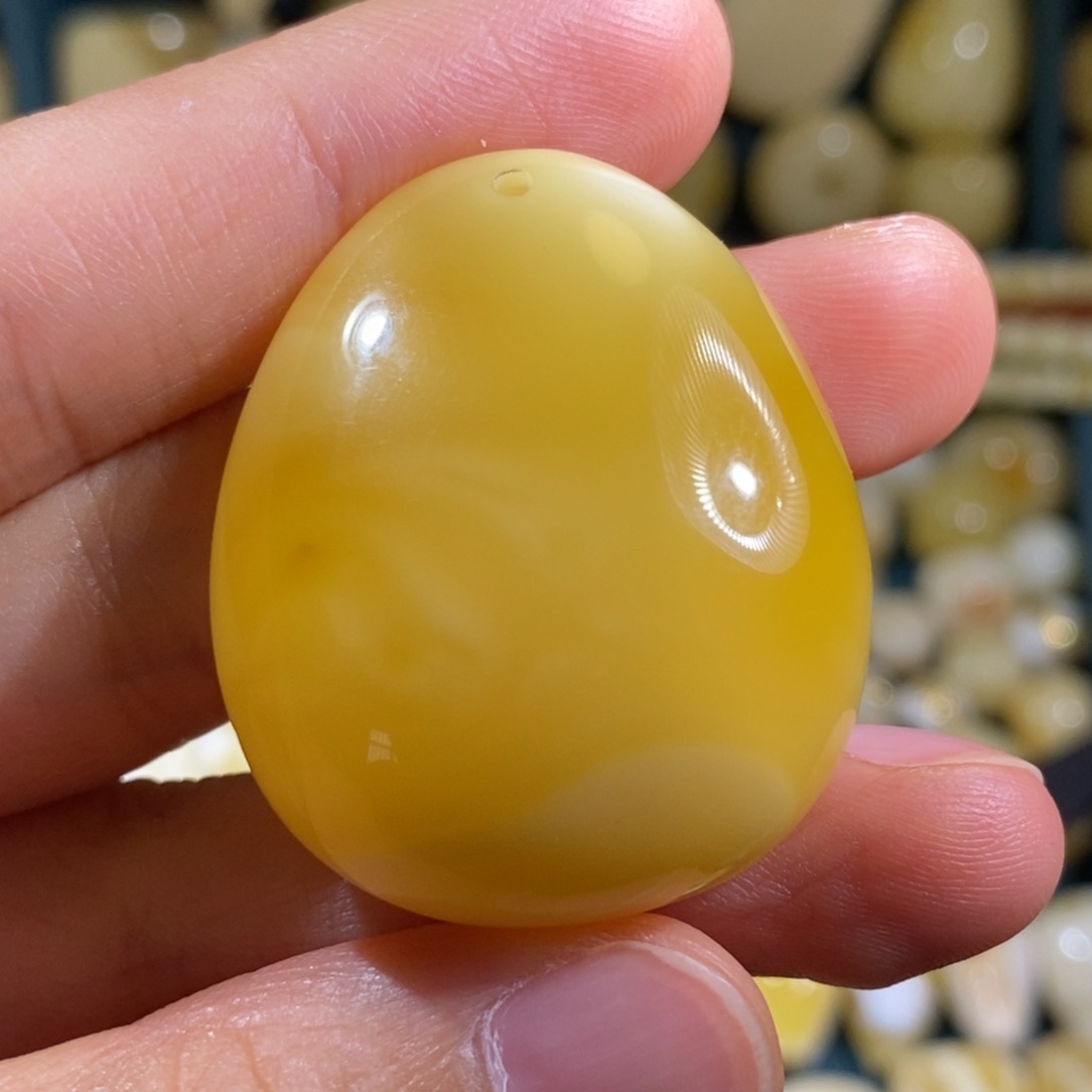 未镶嵌蜜蜡裸石配饰