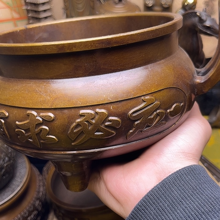 精美铜器点击下单