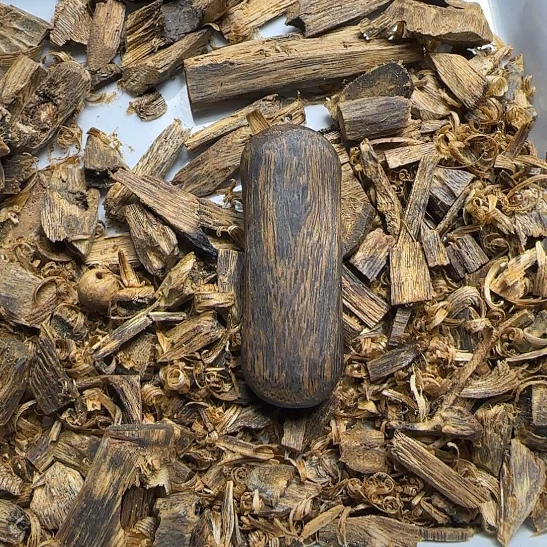 沉香碎屑沉香原汁原味