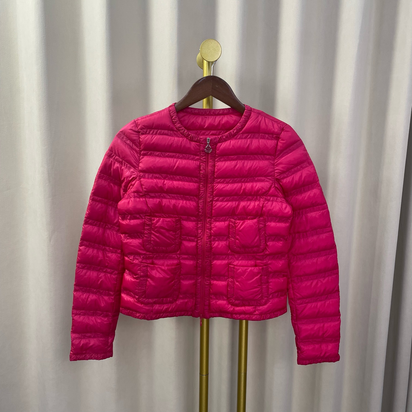 99新 MONCLER moncler 粉色口袋薄款羽绒服 0码 99新