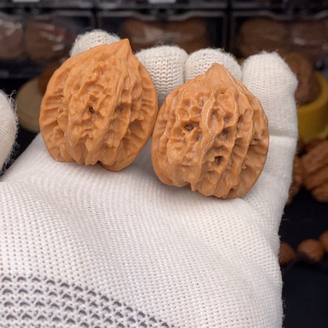 核桃把件 34左右曹大龙