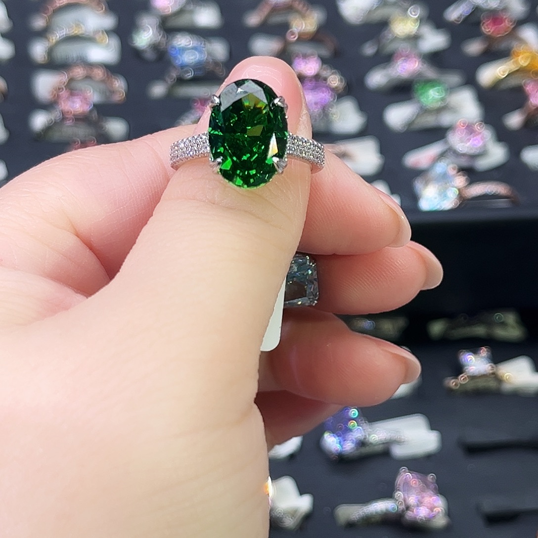 莫桑石非金属SH K白豪镶鸽子蛋绿冰花十卡-18