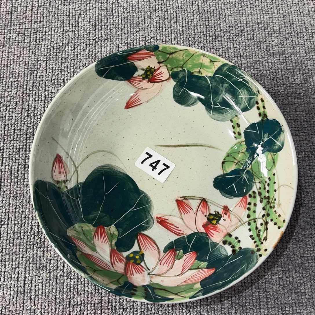 瓷片兔兔好可爱啊我