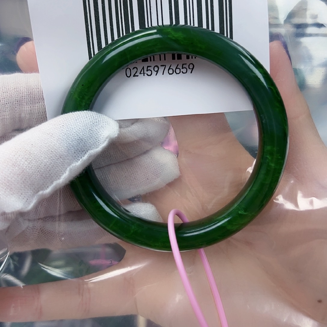 和田玉（碧玉）手镯未镶嵌60