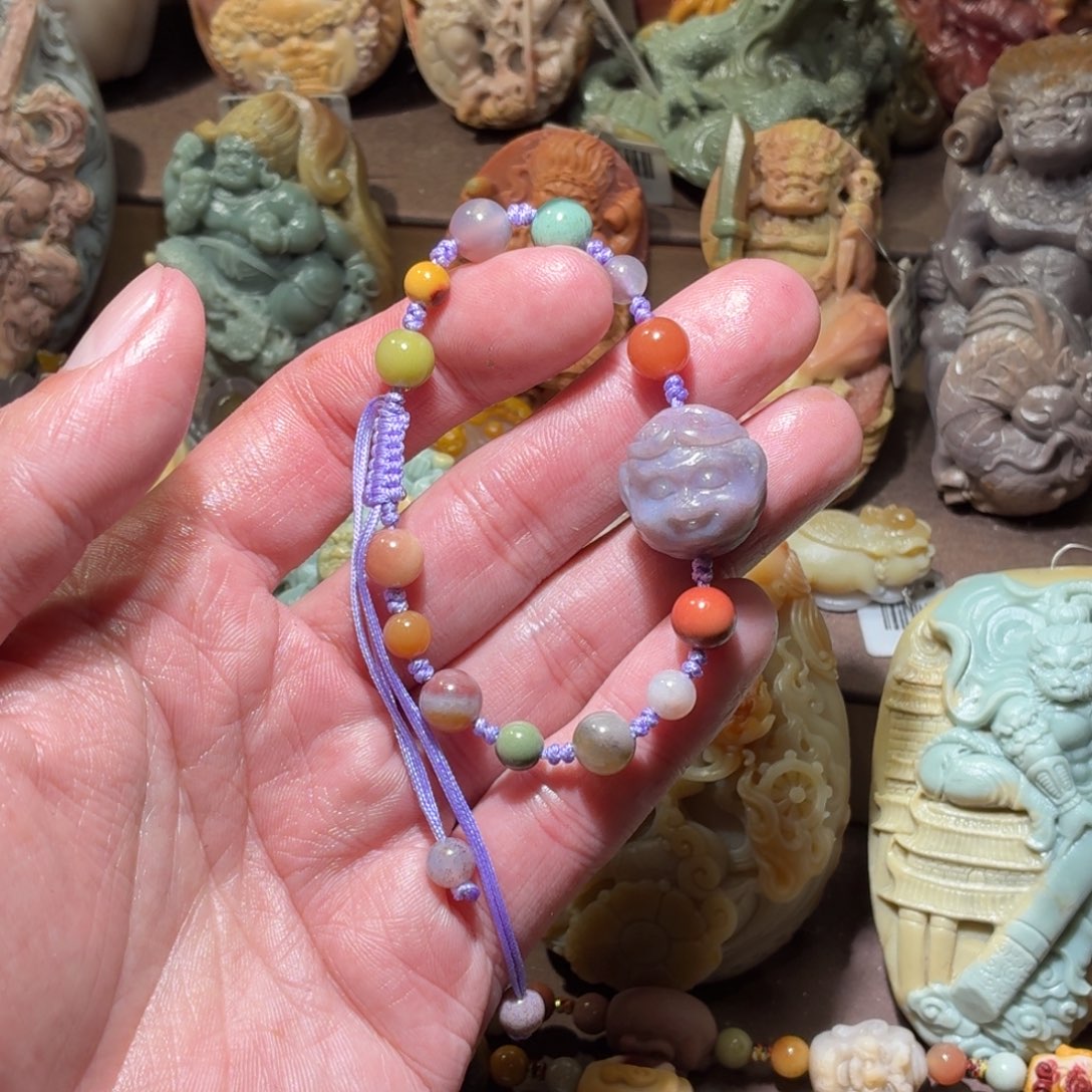 憨***肥石英质玉未镶嵌吊坠23