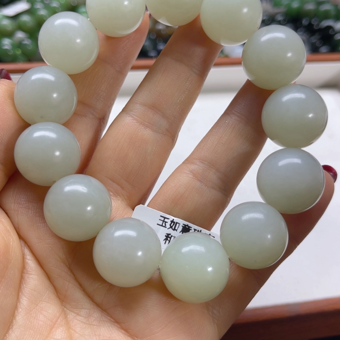 未镶嵌手链和田玉